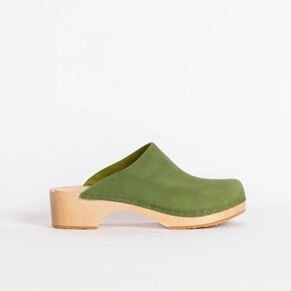 Bryr Fern Worker Clog Size 10